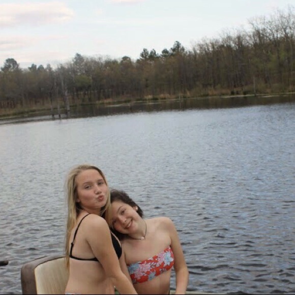 Meet the Posher Other - Meet your Posher, Chloe